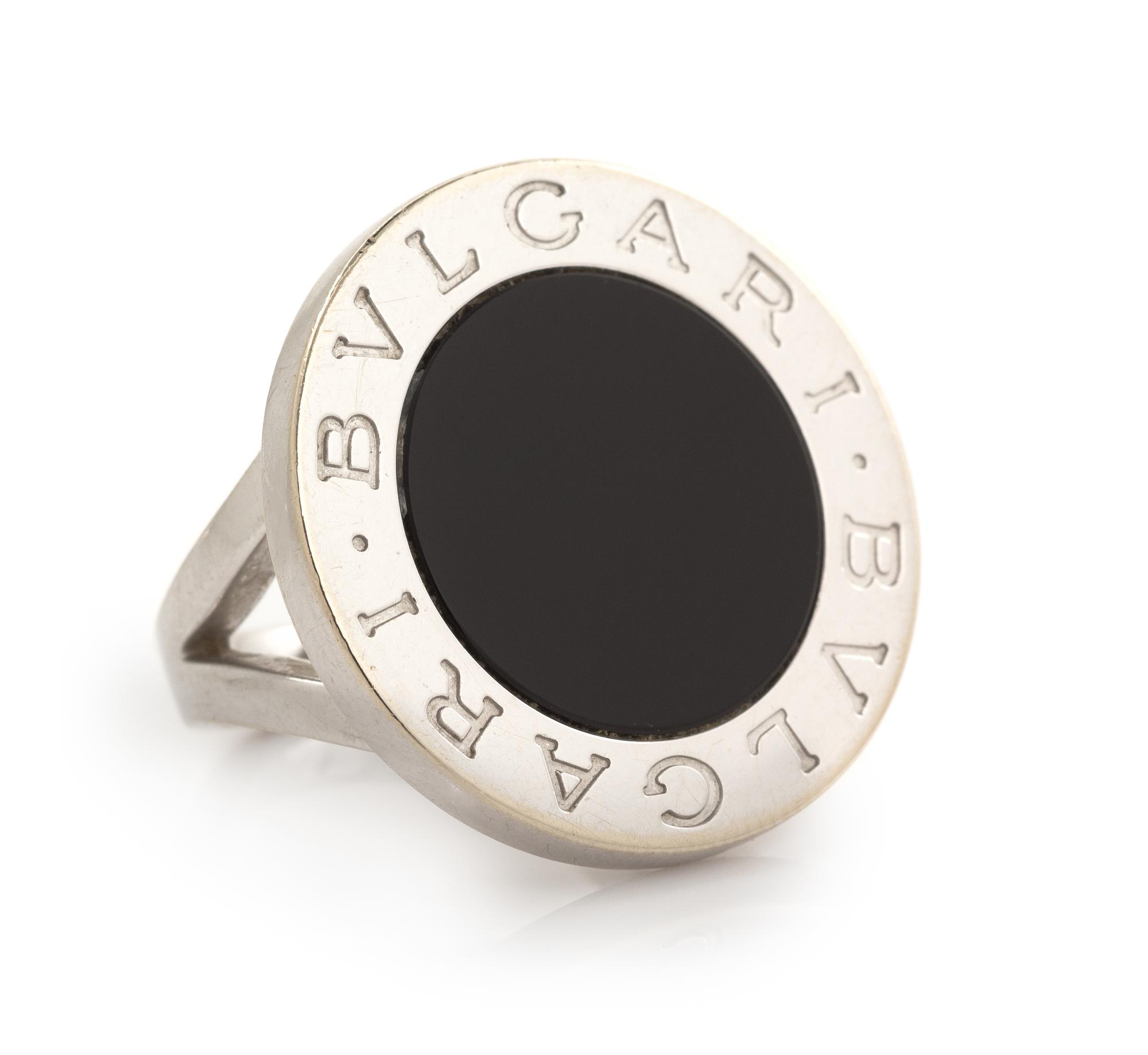An 18 Karat White Gold and Onyx Ring, Bulgari, 9.00 dwts.