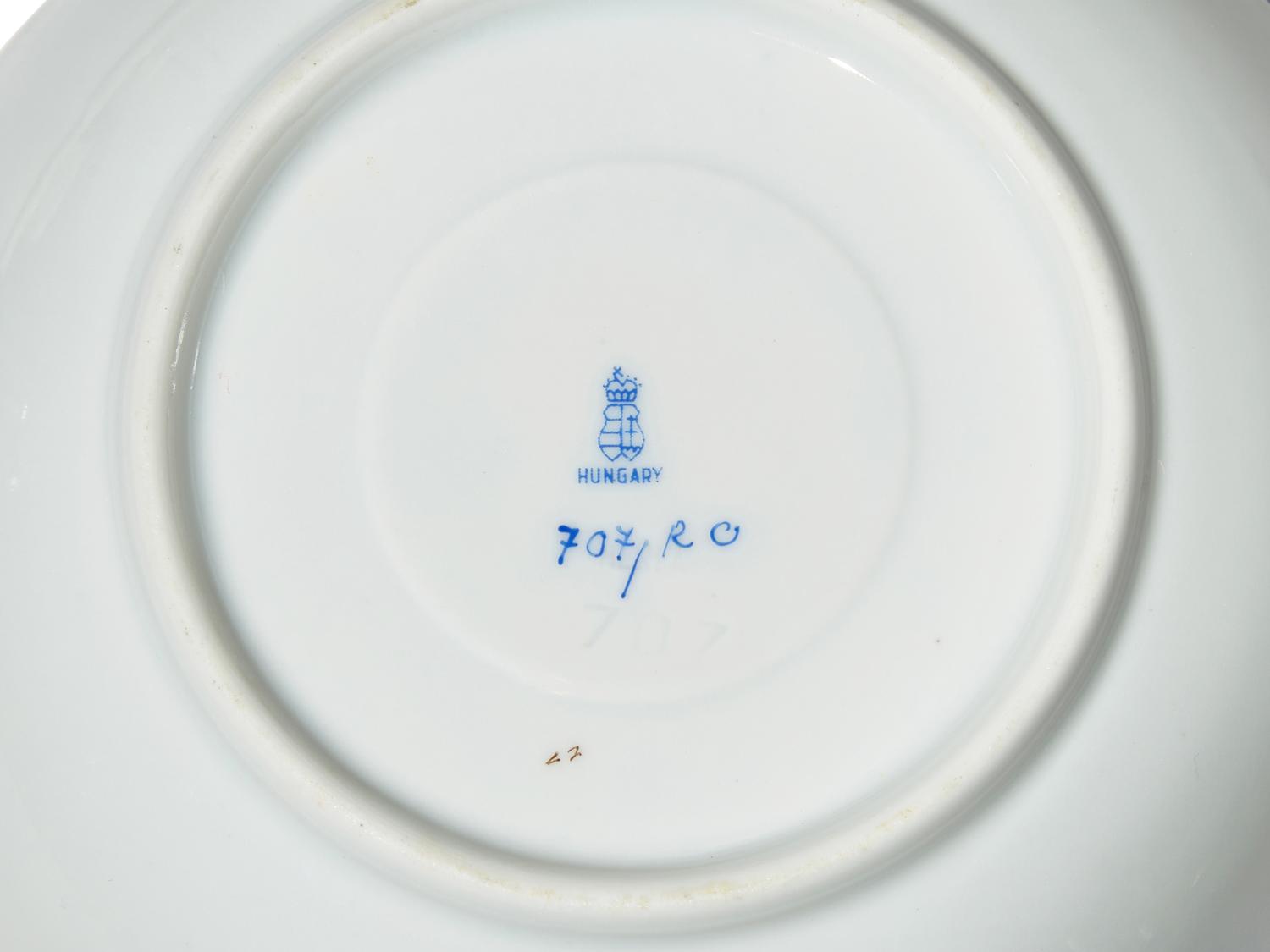 A Herend Rothschild Bird Porcelain Dessert Service