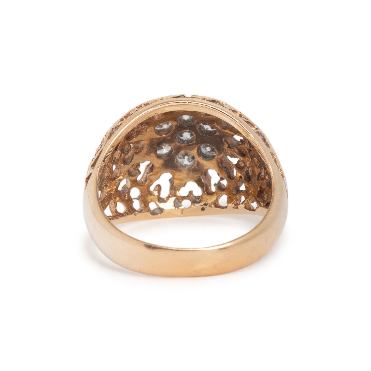 YELLOW GOLD AND DIAMOND RING