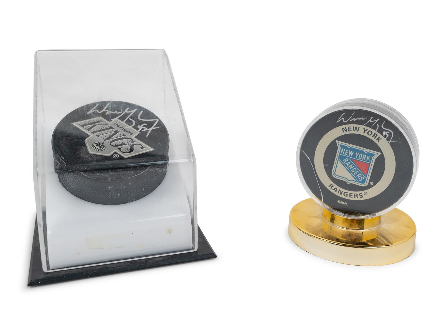 A Group of Wayne Gretzky Signed Autograph NHL Hockey Pucks (Upper Deck Authenticated),