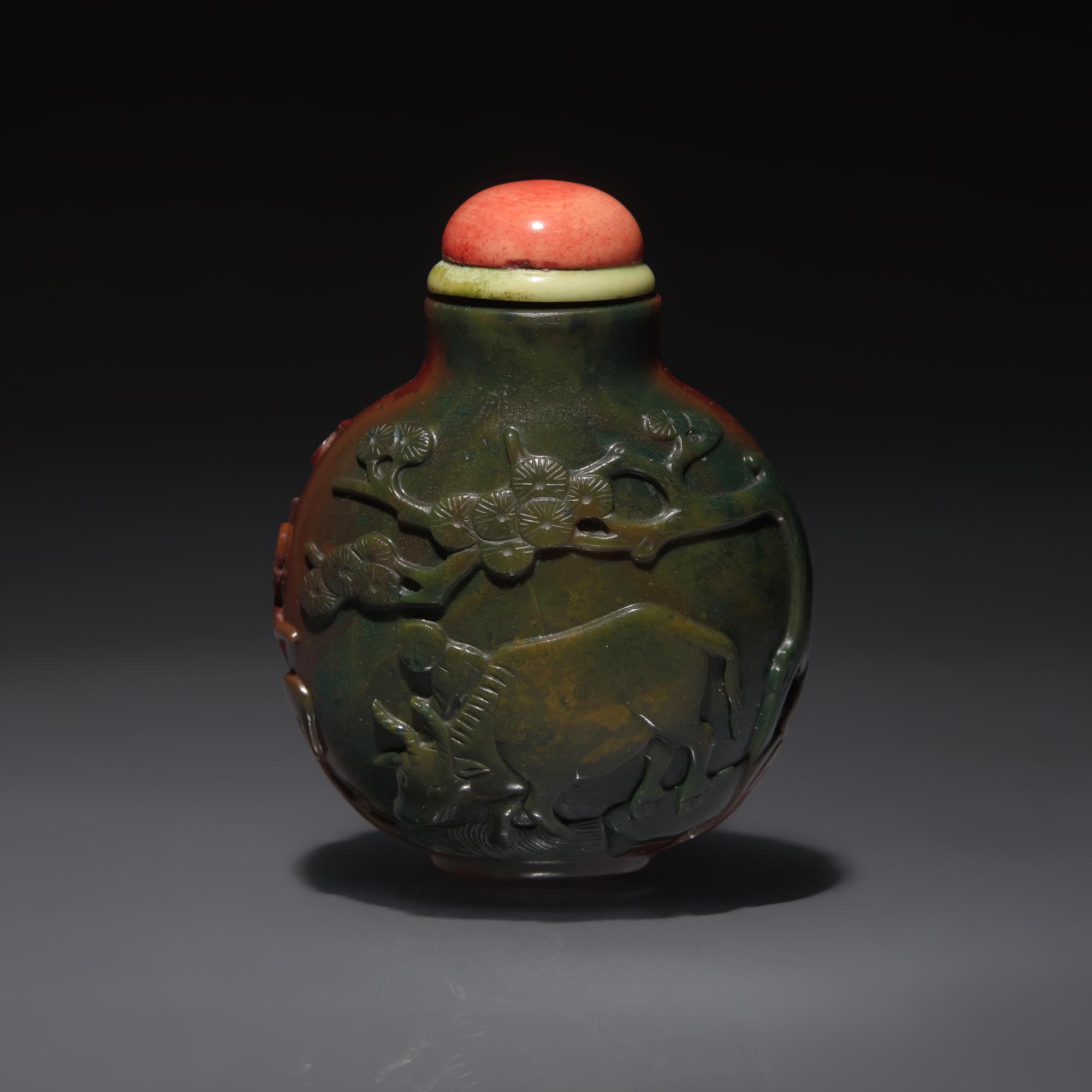 A Chinese Carved Jasper Snuff Bottle, Qing Dynasty, Circa 1820-1880 — 1820–1880年 羊肝瑪瑙雕童子圖鼻煙壺