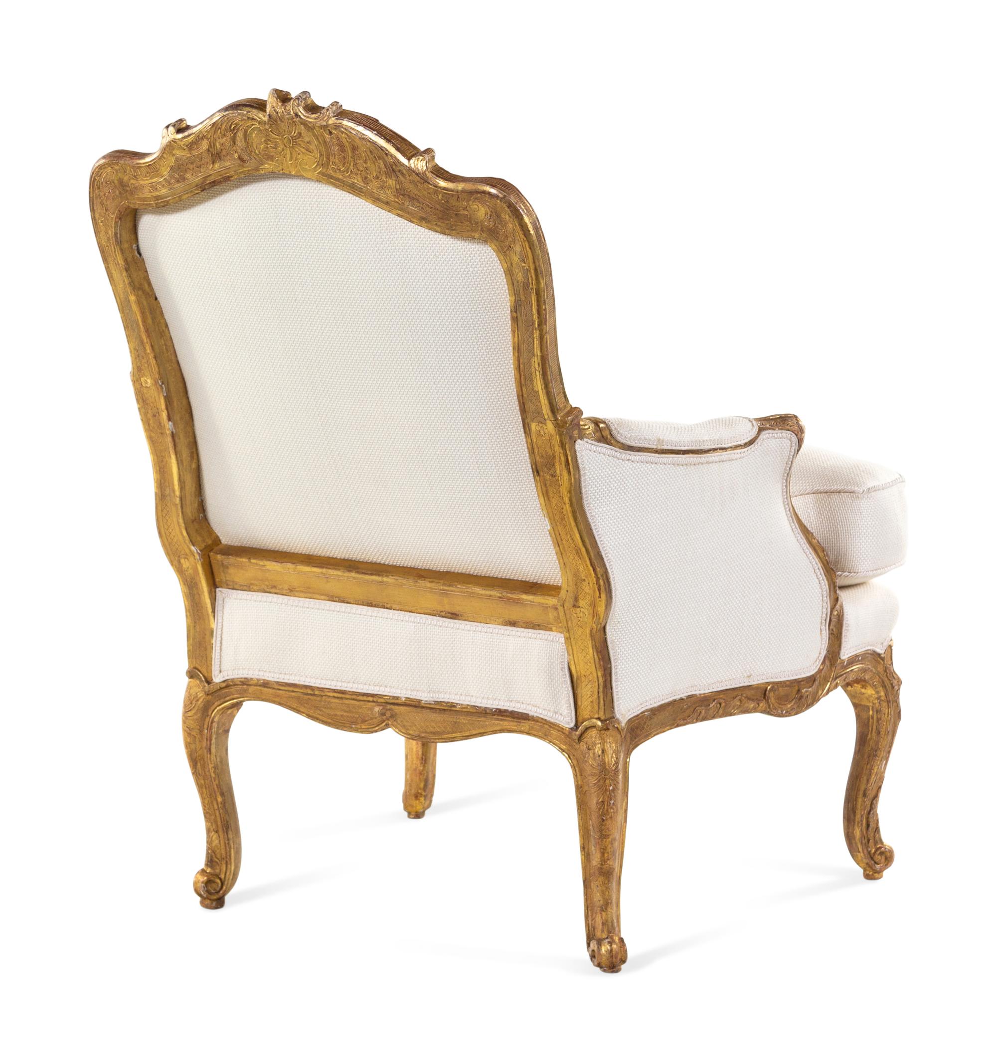 A Régence Giltwood Bergère Attributed to Jean-Étienne Saint Georges (French, 1723-1790)