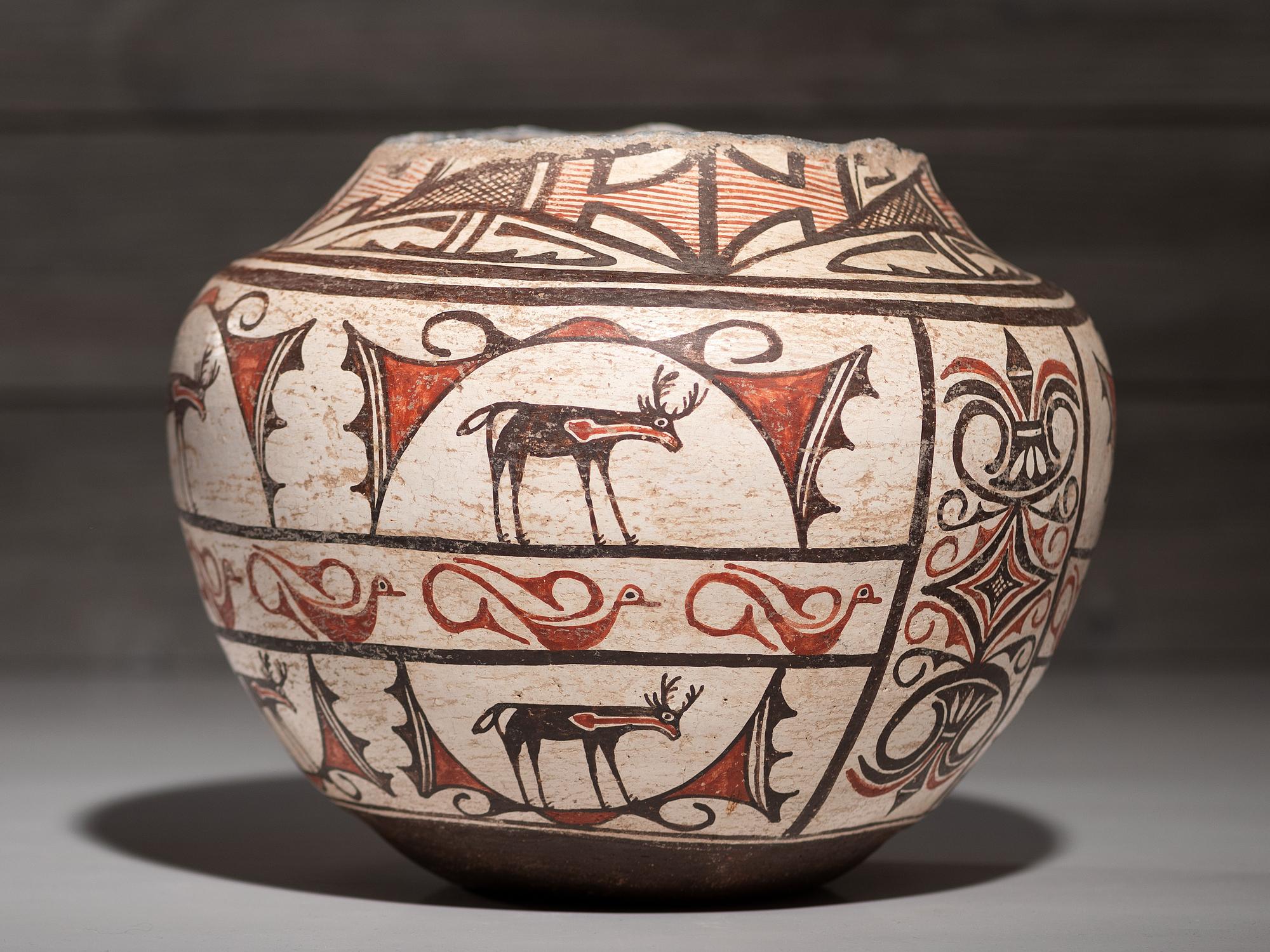 Zuni Pottery Olla, with Ladle Wear