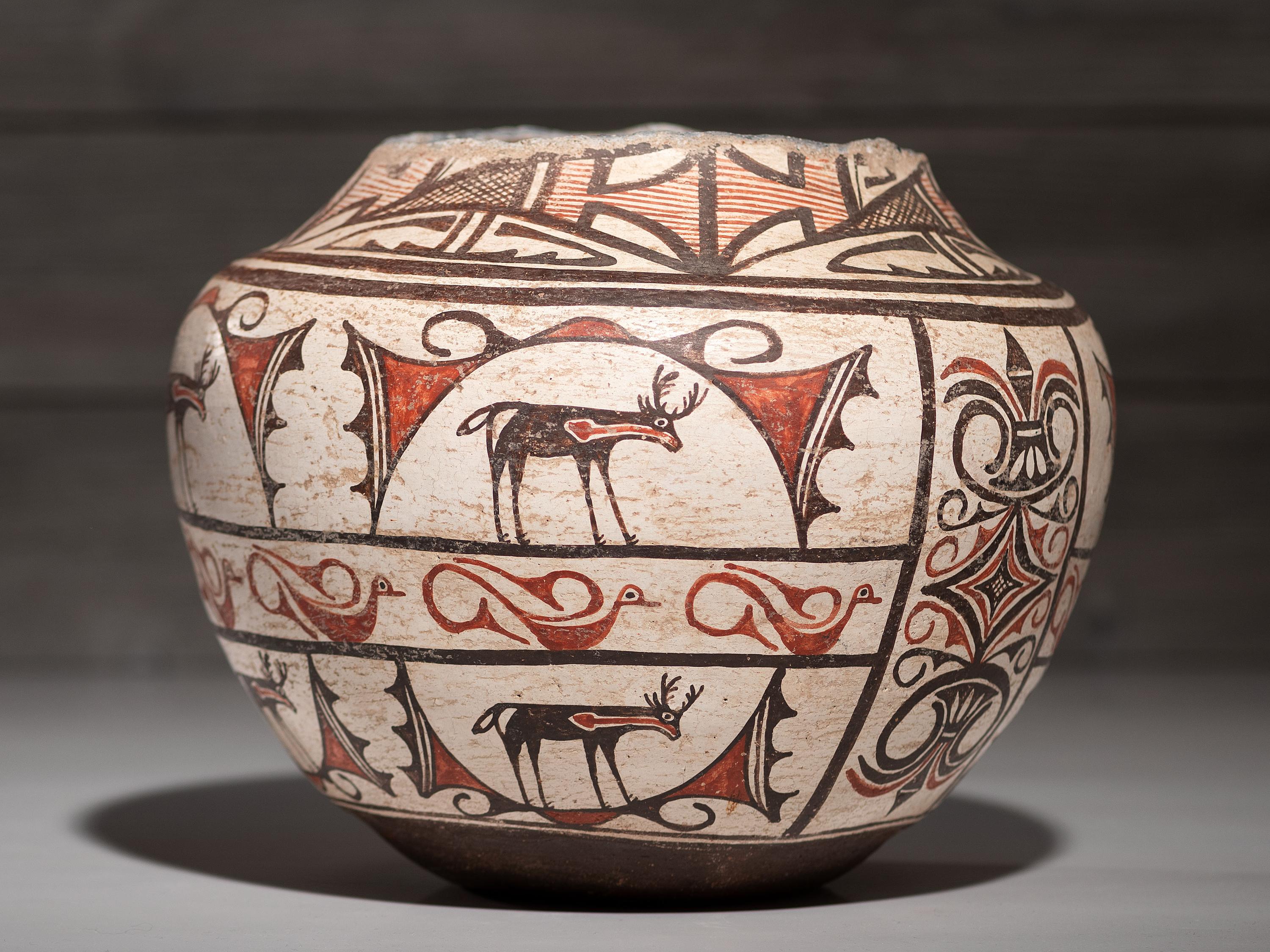 Zuni Pottery Olla, with Ladle Wear