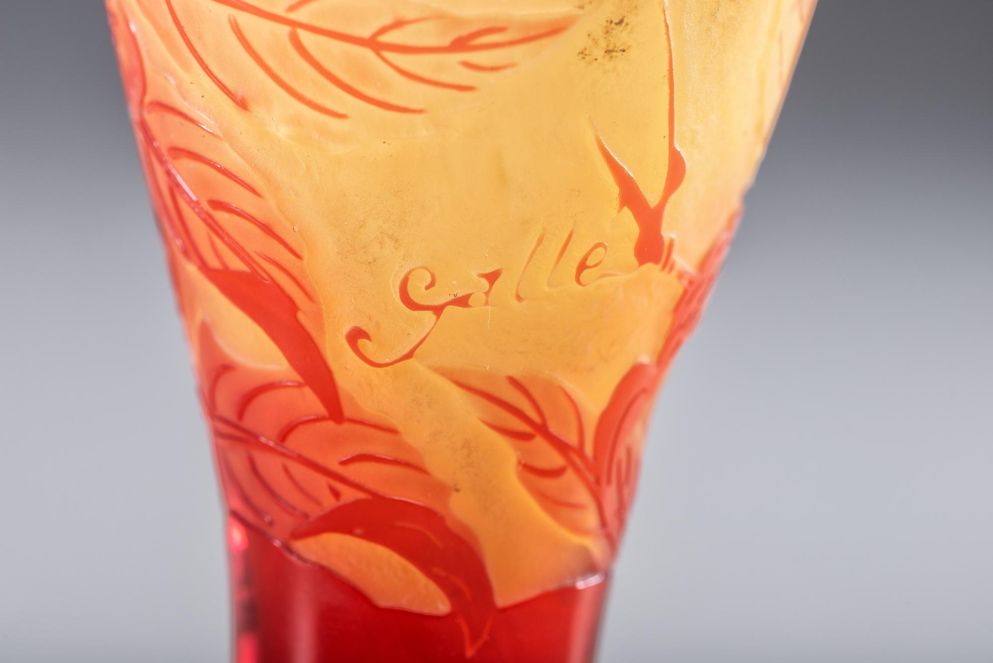 Cabinet Vase