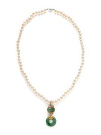 CULTURED PEARL NECKLACE WITH JADEITE PENDANT