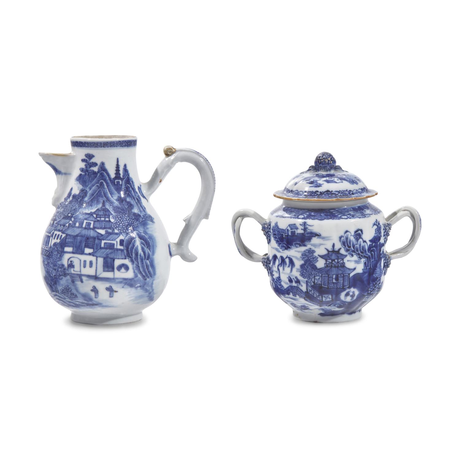 A Chinese Export Porcelain Nanking Creamer and Covered Sugar Dish