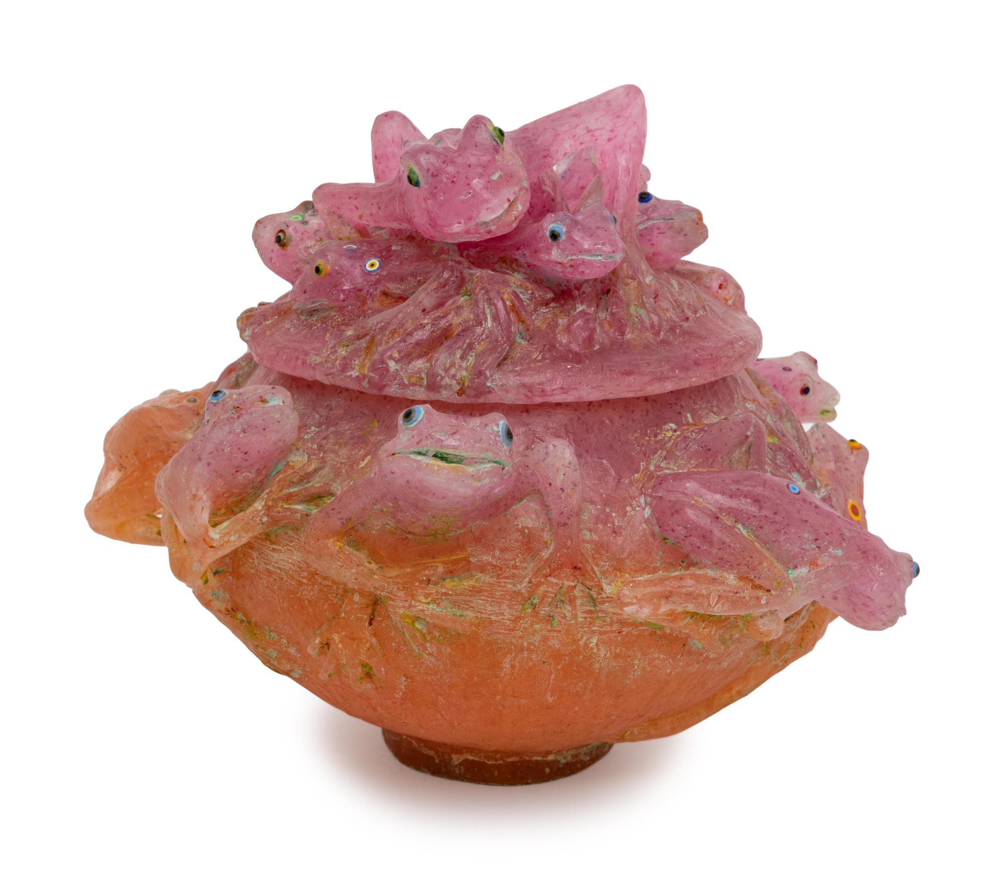 Lidded Frog Vessel