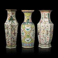 Three Chinese Famille Rose Porcelain 'Bogu' Vases, Late 19th-20th Century — 晚清-民國 粉彩博古圖賞瓶三件