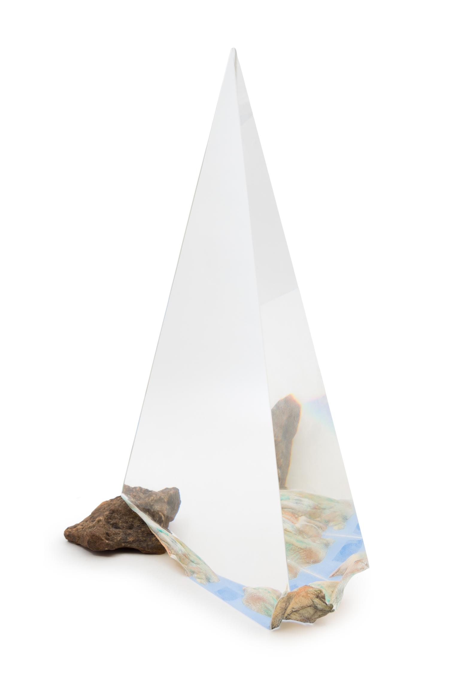 An American Studio Glass Sculpture, Kreg Kallenberger (b. 1950) Height 18 1/4 inches.