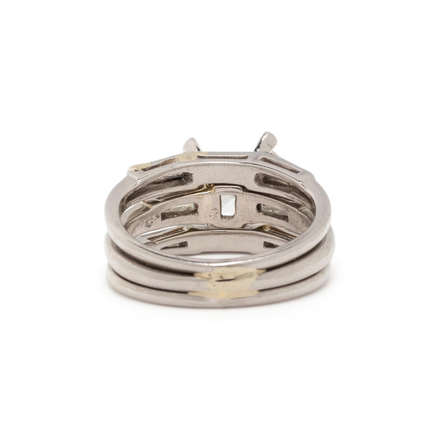 DIAMOND RING