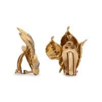 YELLOW GOLD, DIAMOND, ROCK CRYSTAL AND ONYX CONVERTIBLE EARCLIPS