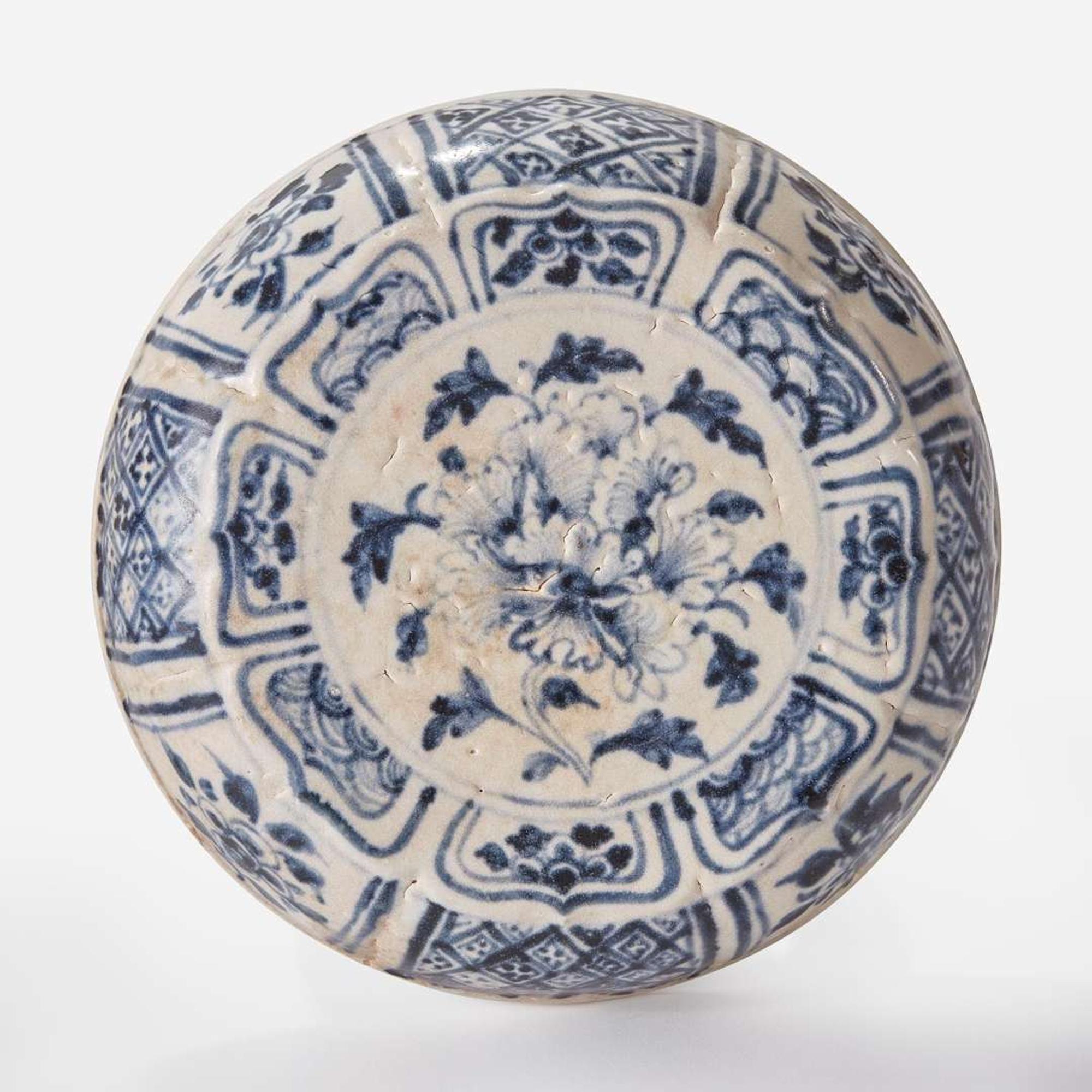 A large Vietnamese blue and white covered lobed box Le dynasty 15th/16th century