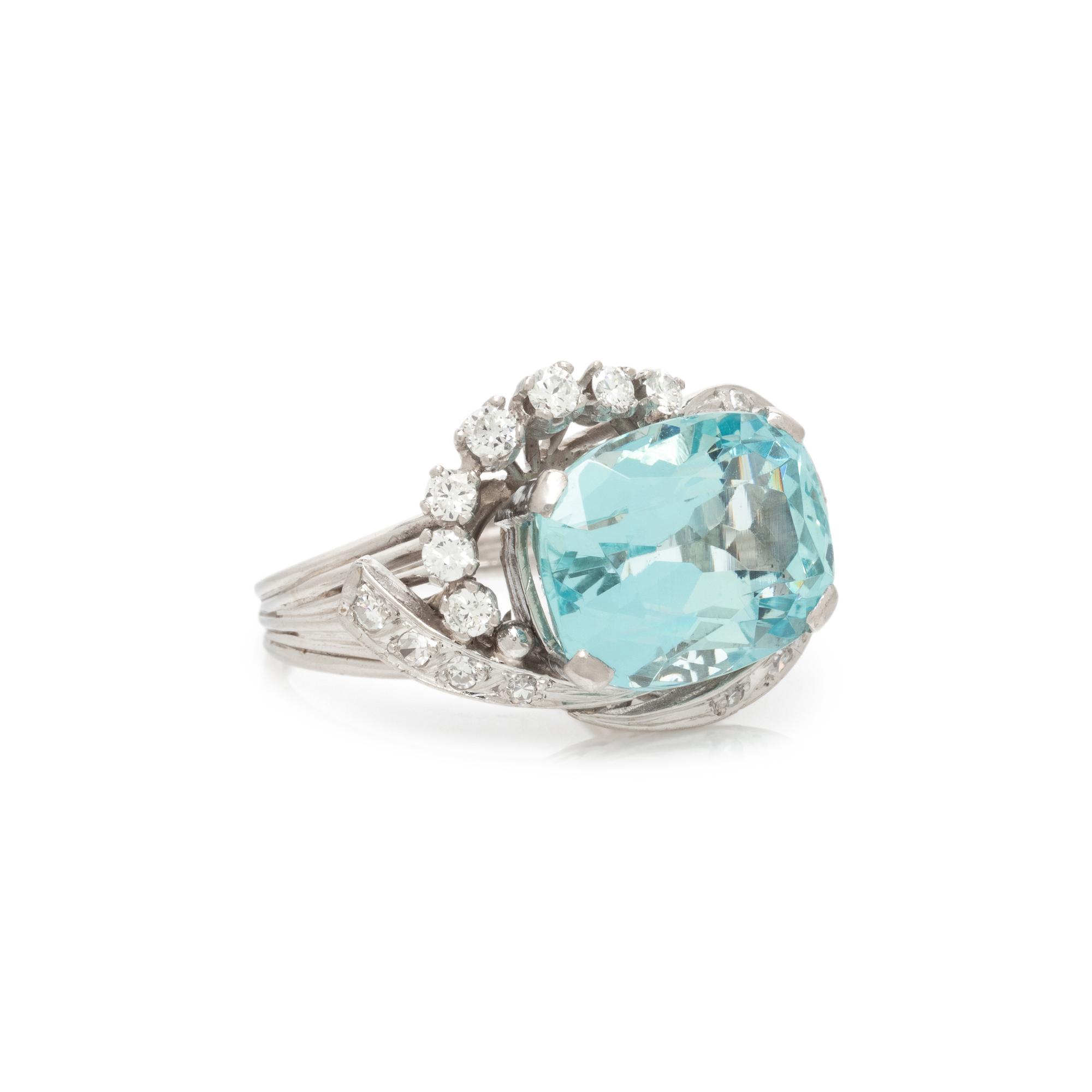 AQUAMARINE AND DIAMOND RING