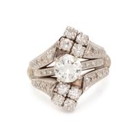 DIAMOND RING