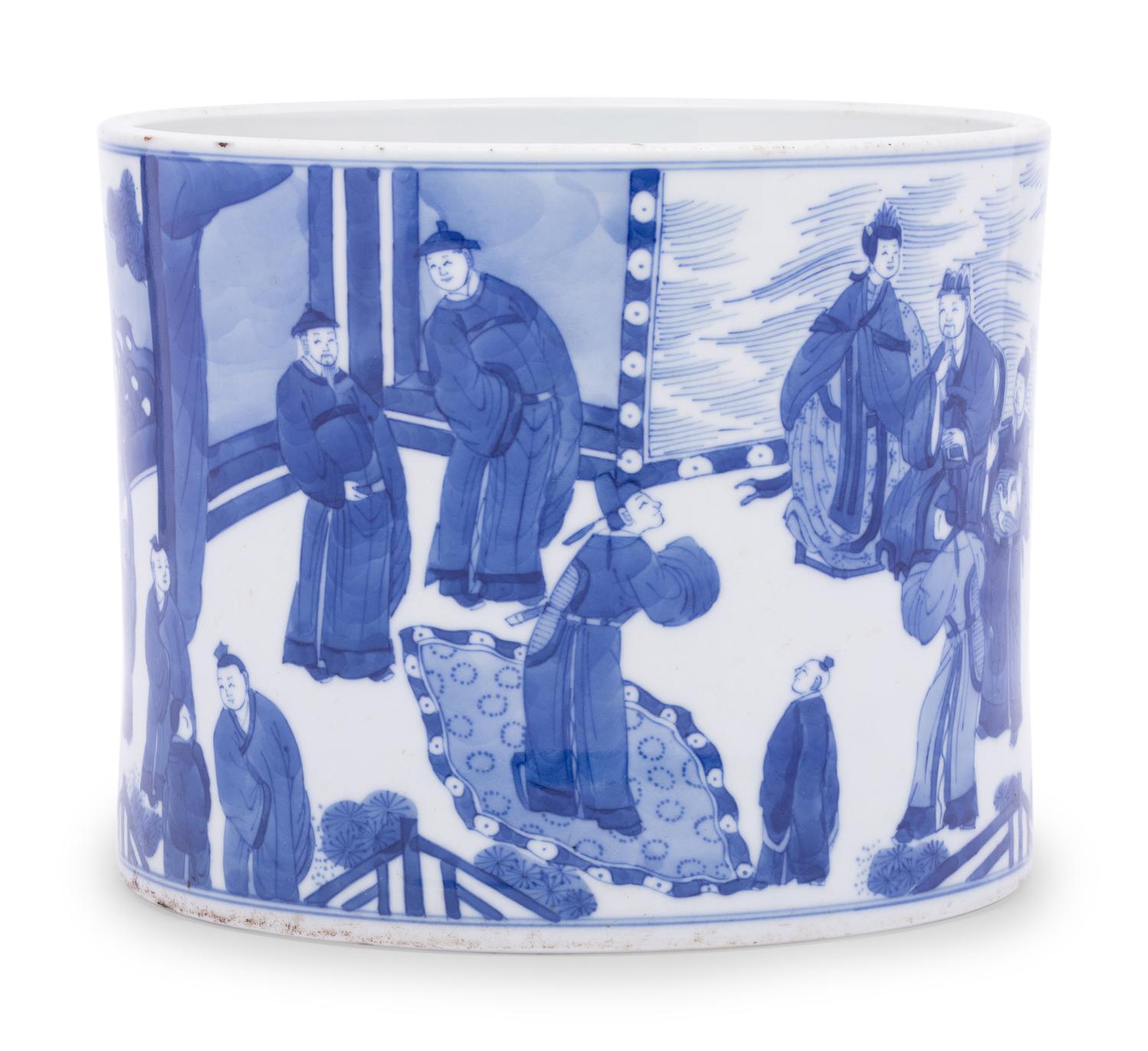 A Chinese Blue and White Porcelain Brushpot, Bitong
