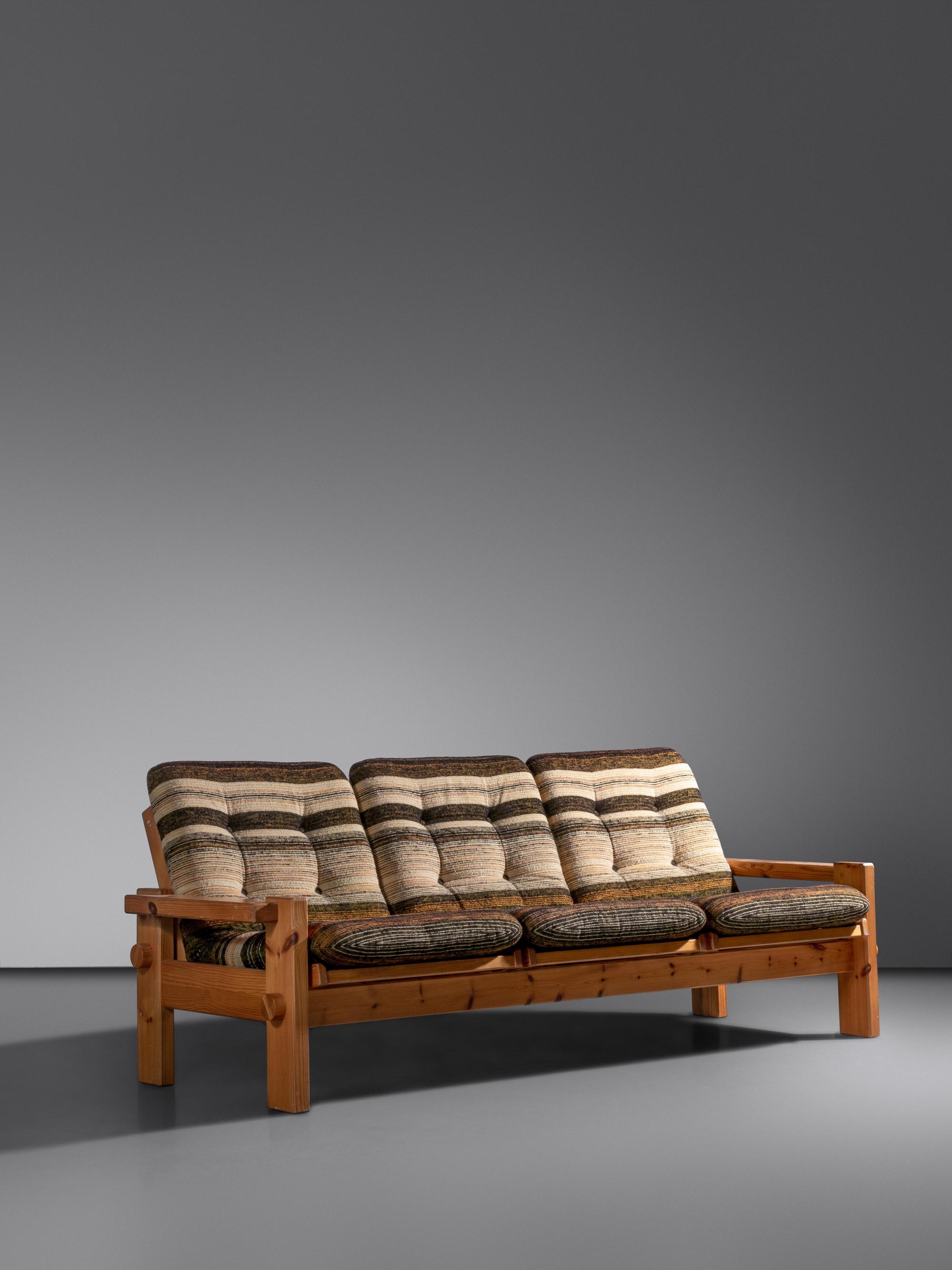 Dymling Sofa Swedese, Sweden