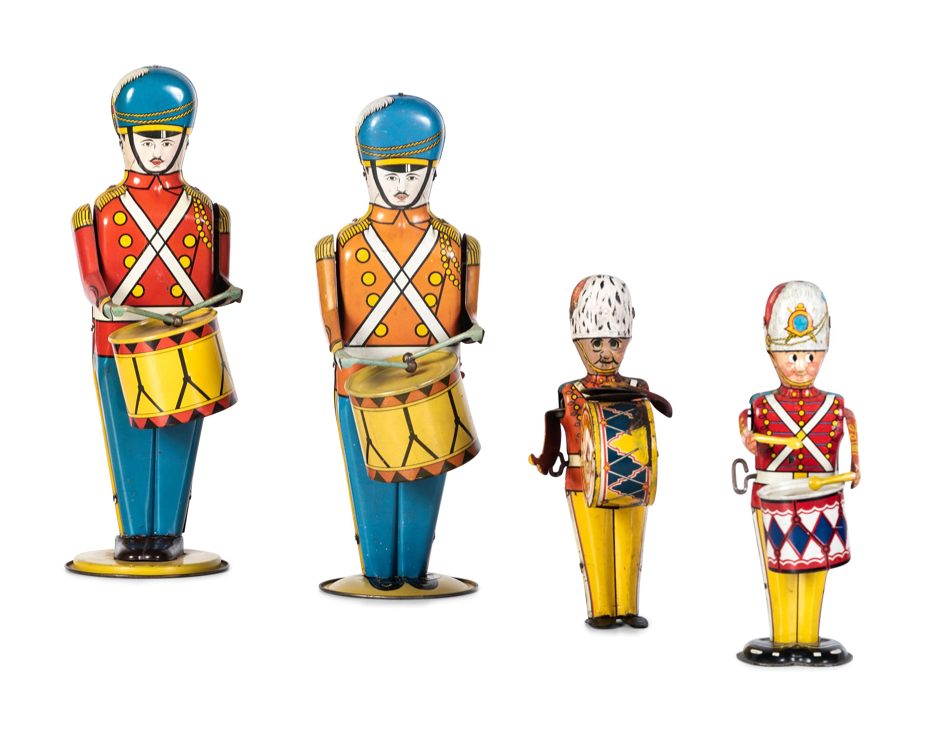 Four Tin Lithograph Windup Toy Soldiers with Drums