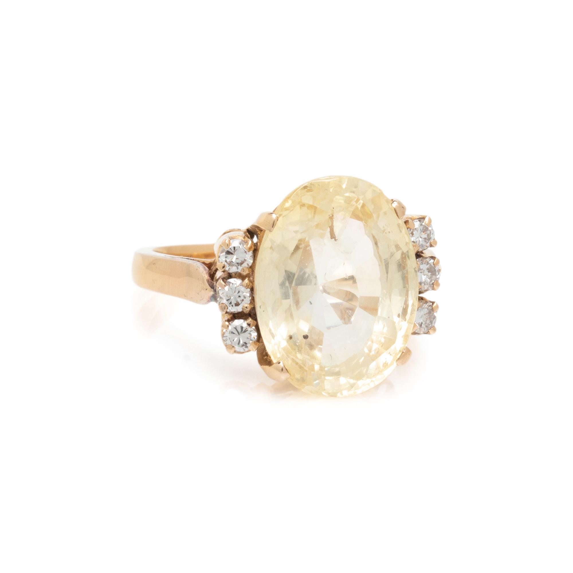 YELLOW SAPPHIRE AND DIAMOND RING