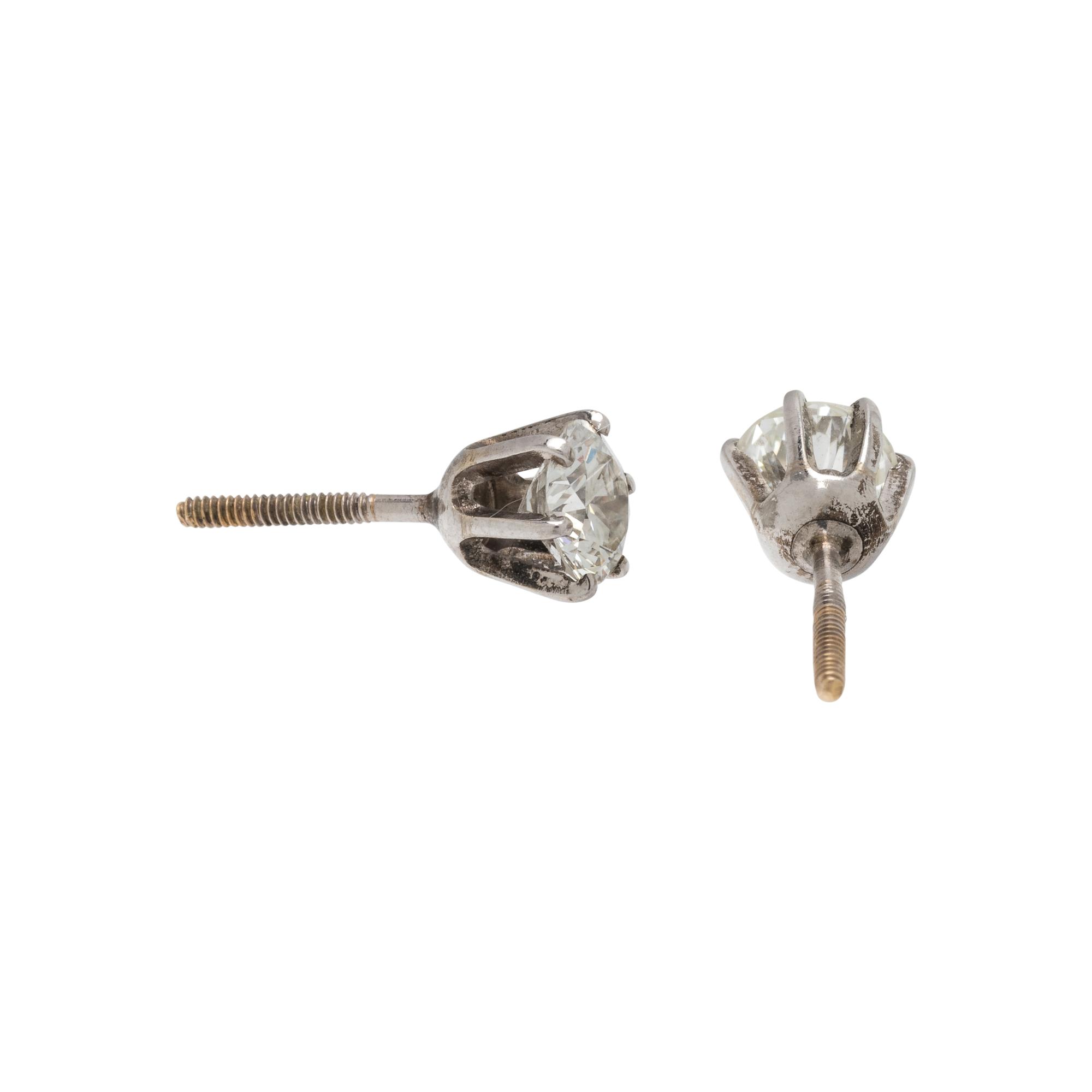DIAMOND STUDS