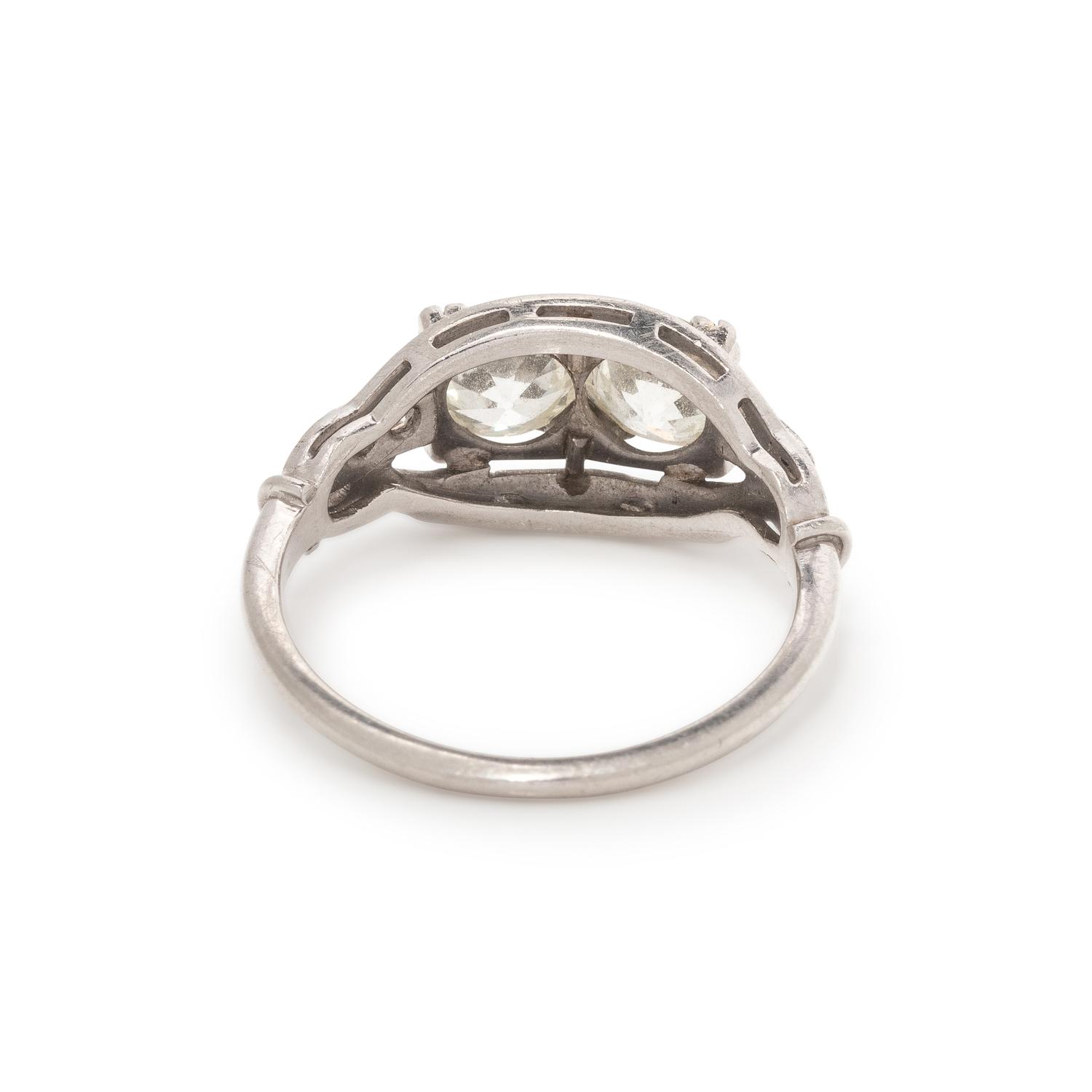 ANTIQUE, DIAMOND RING
