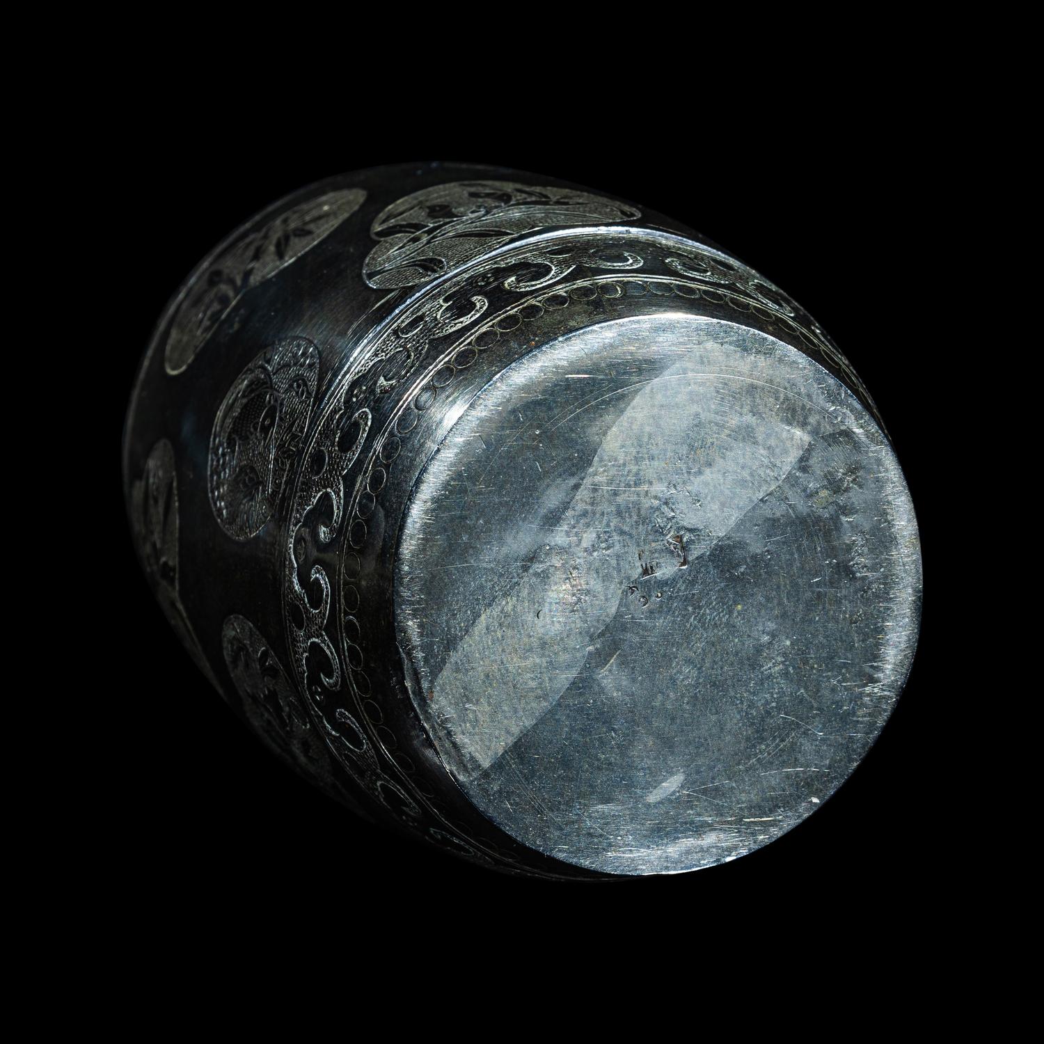 Two Chinese Opium Pipes and One Silver Opium Lamp, Late Qing-Republic Period 晚清-民國 烟槍、煙燈兩套