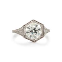 DIAMOND RING