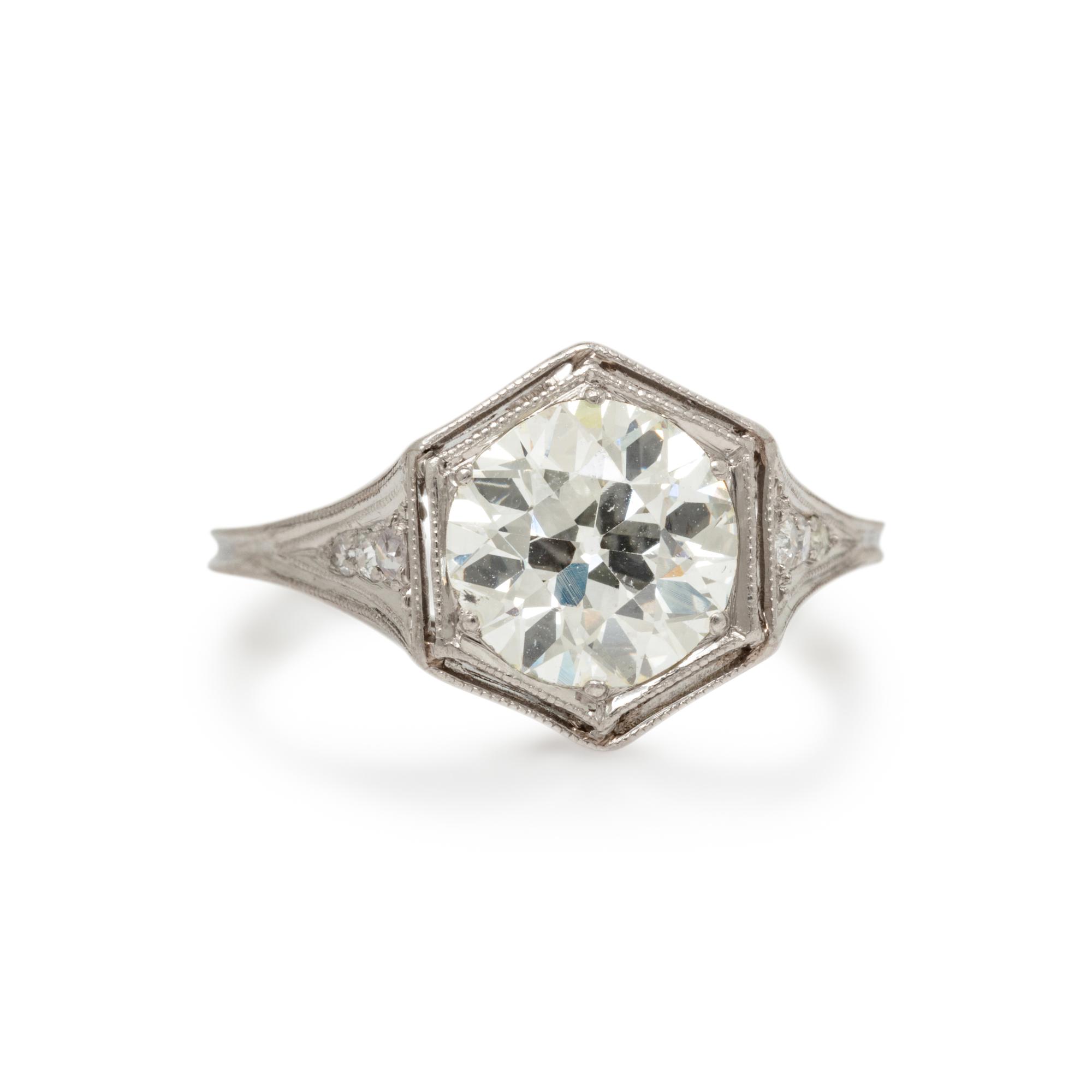 DIAMOND RING