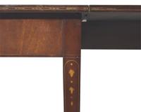A Federal Style Inlaid Mahogany Three-Part Dining Table, 20th Century