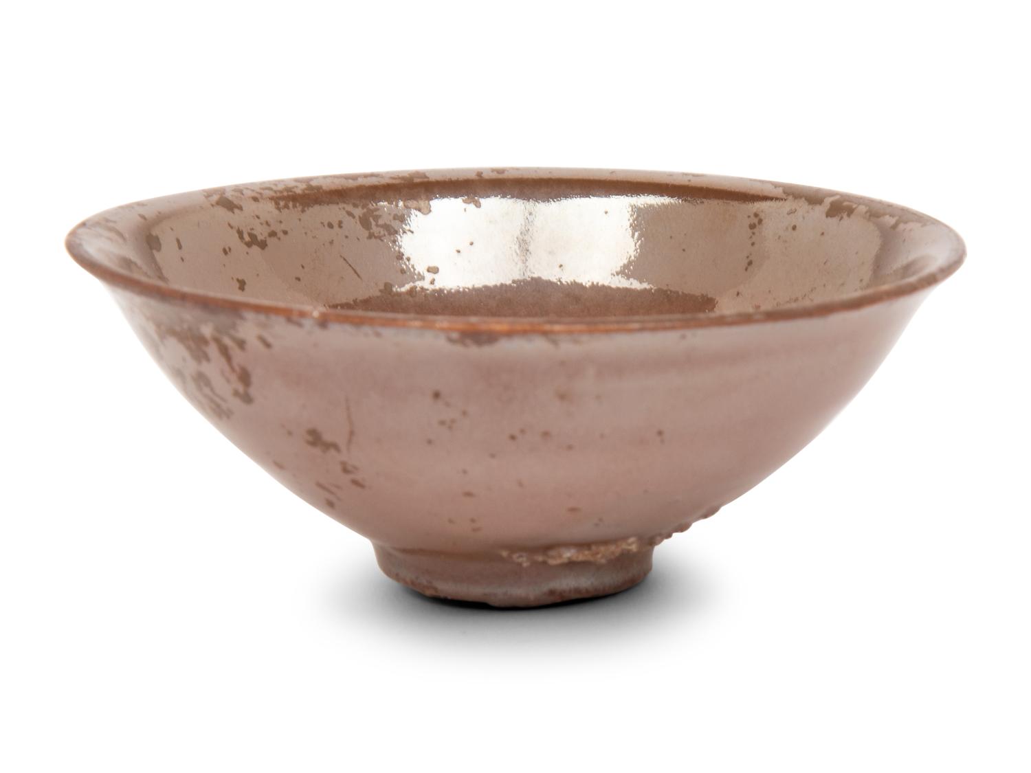 A Chinese Persimmon Glazed Bowl, Possibly Jin to Ming Dynasty 或爲金-明 紫金釉盞