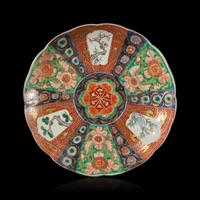 A Set of Ten Japanese "Imari" Lobed Dishes, Edo Period, 18th–19th Century — 日本江戶時代十八-十九世紀 伊萬裏燒賞盤一組十件