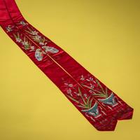 An Embroidered Silk Manchu Noblewoman's Winter Hat, Kunqiumao , 19th Century — 清晚期 紫頂蓋花鑲珠后妃坤秋帽
