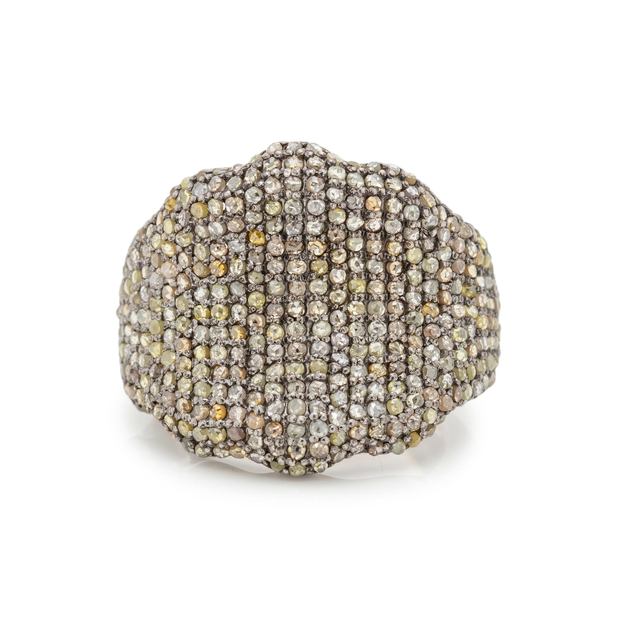 DIAMOND AND COLORED DIAMOND RING