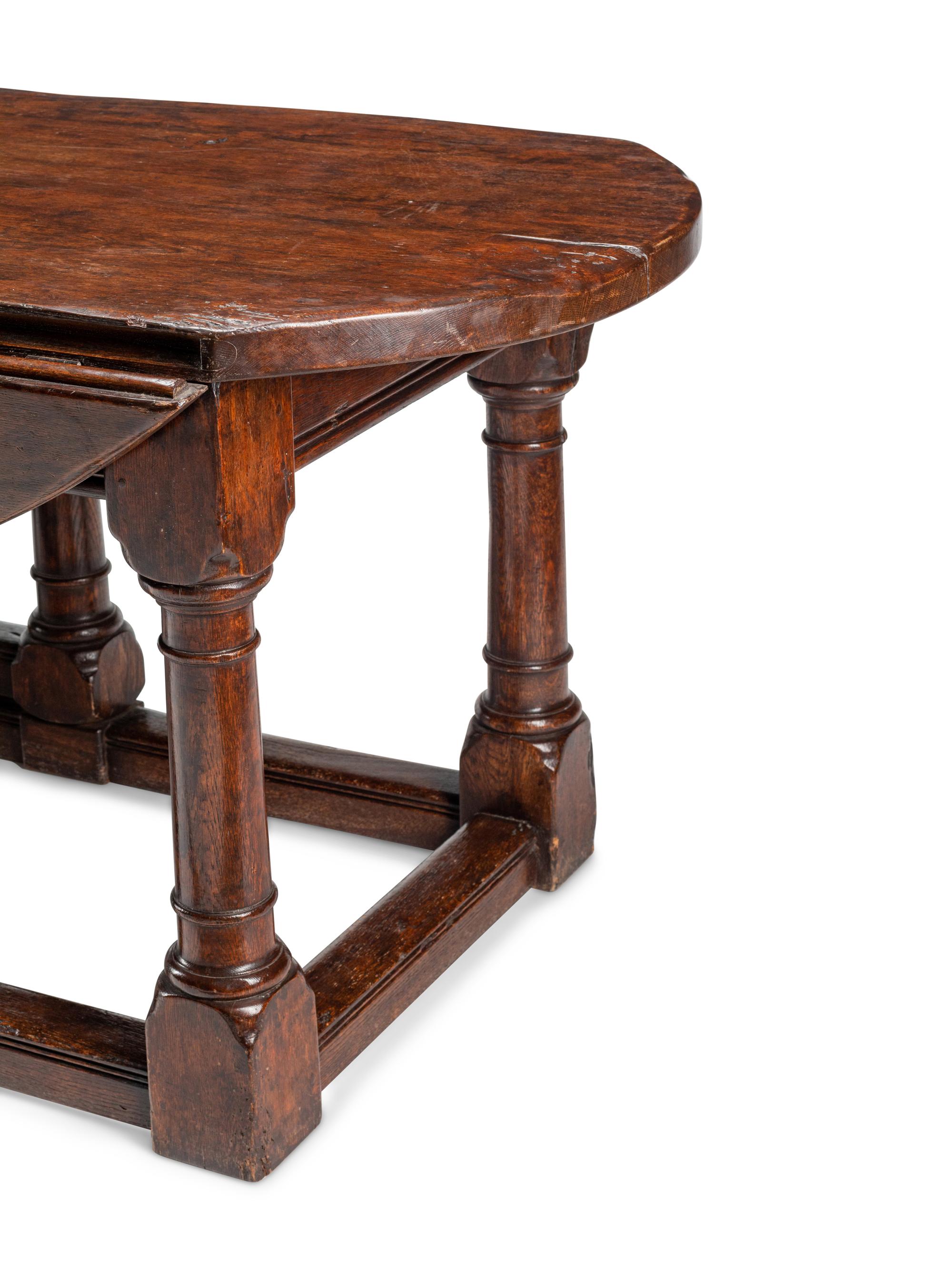 A William and Mary Oak Drop-Leaf Table