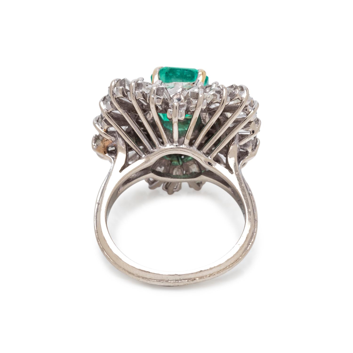 EMERALD AND DIAMOND RING