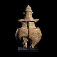 An Amlash Terracotta Female Figure