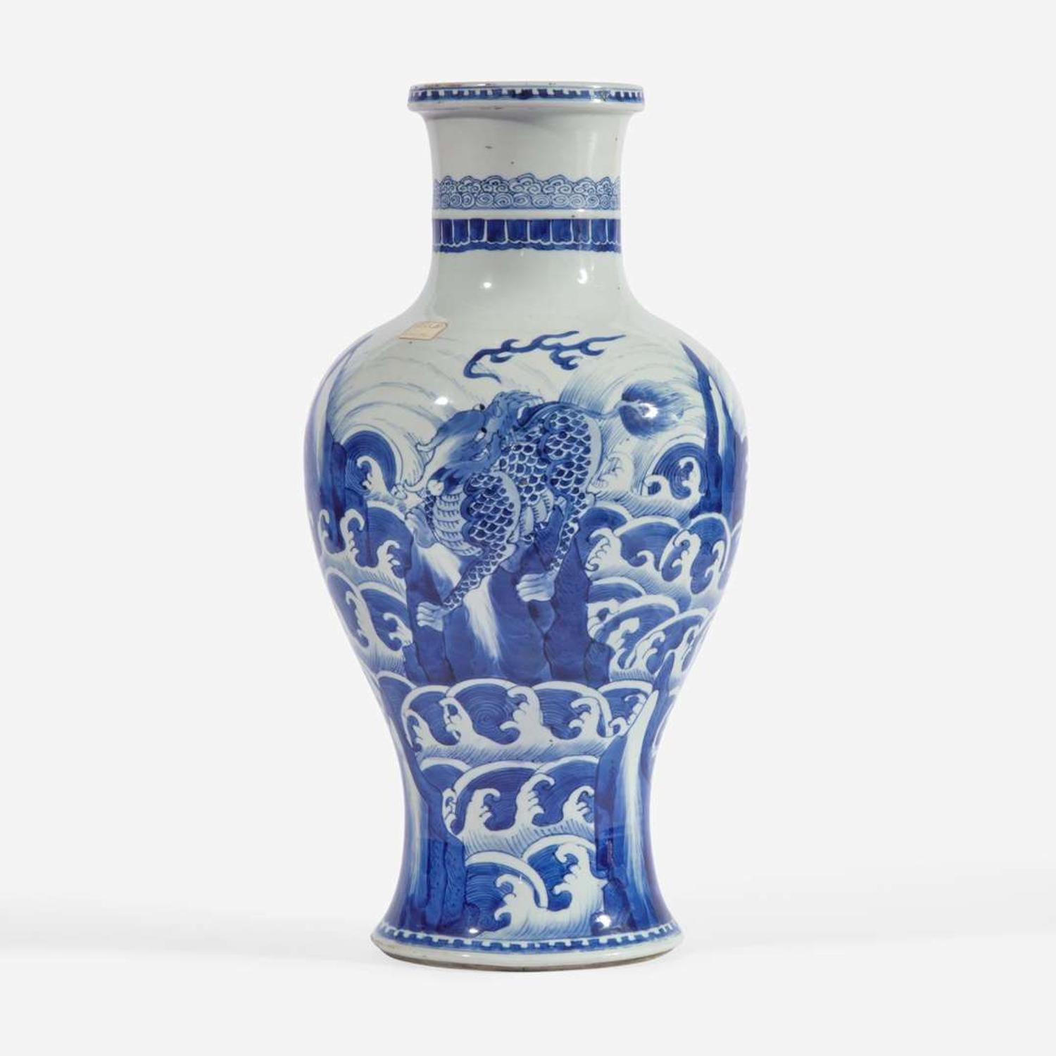 A large Chinese blue and white porcelain baluster vase 海水江崖瑞兽青花大瓶