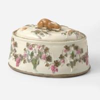 A Wedgwood Argenta Ware (Majolica) Game Pie Dish UK, 1880s