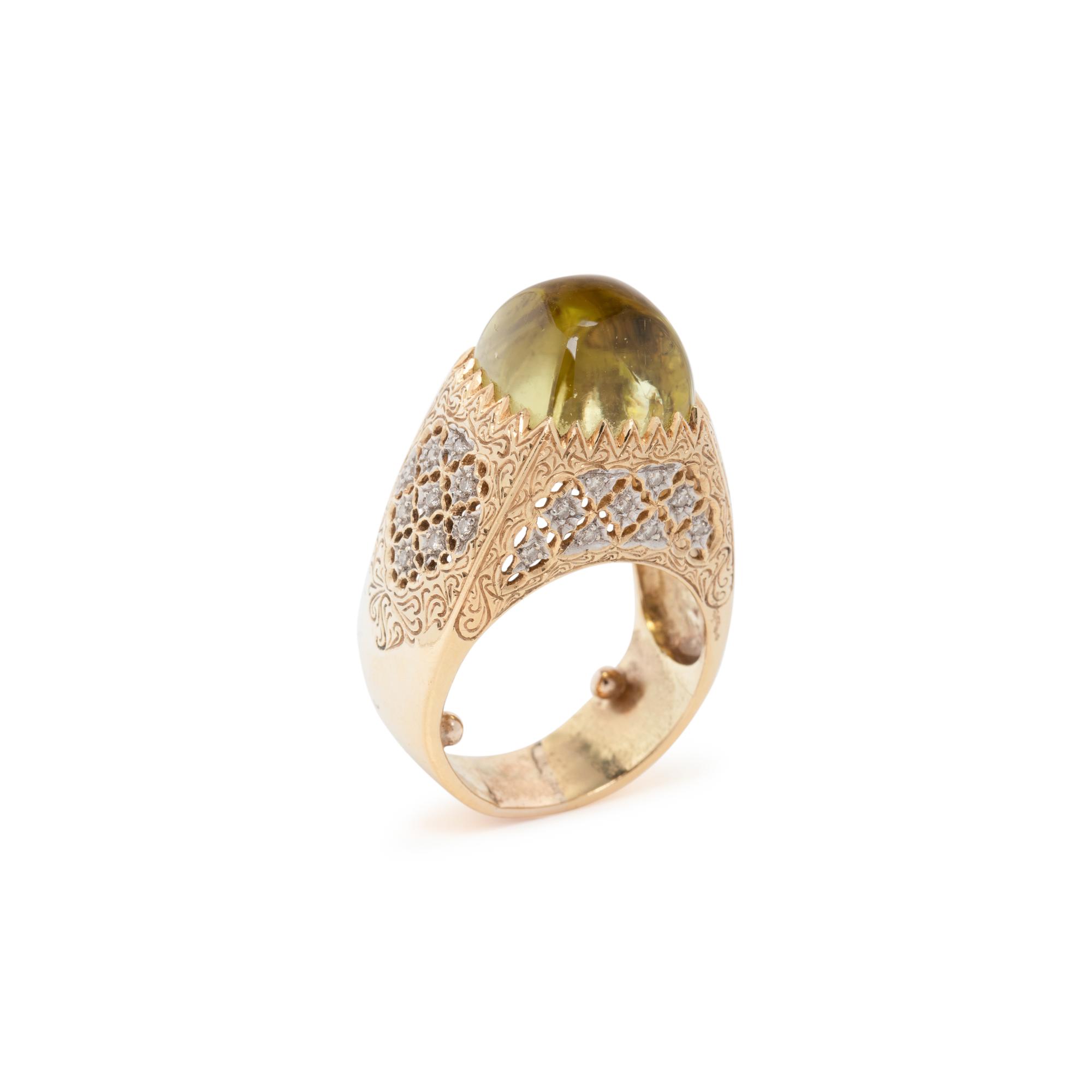 BICOLOR GOLD, PERIDOT AND DIAMOND RING