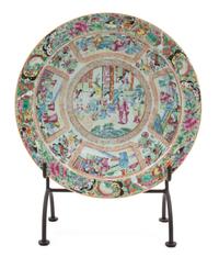A Chinese Export Rose Medallion Canton Bowl Diameter 14 3/4 inches. — 19TH CENTURY