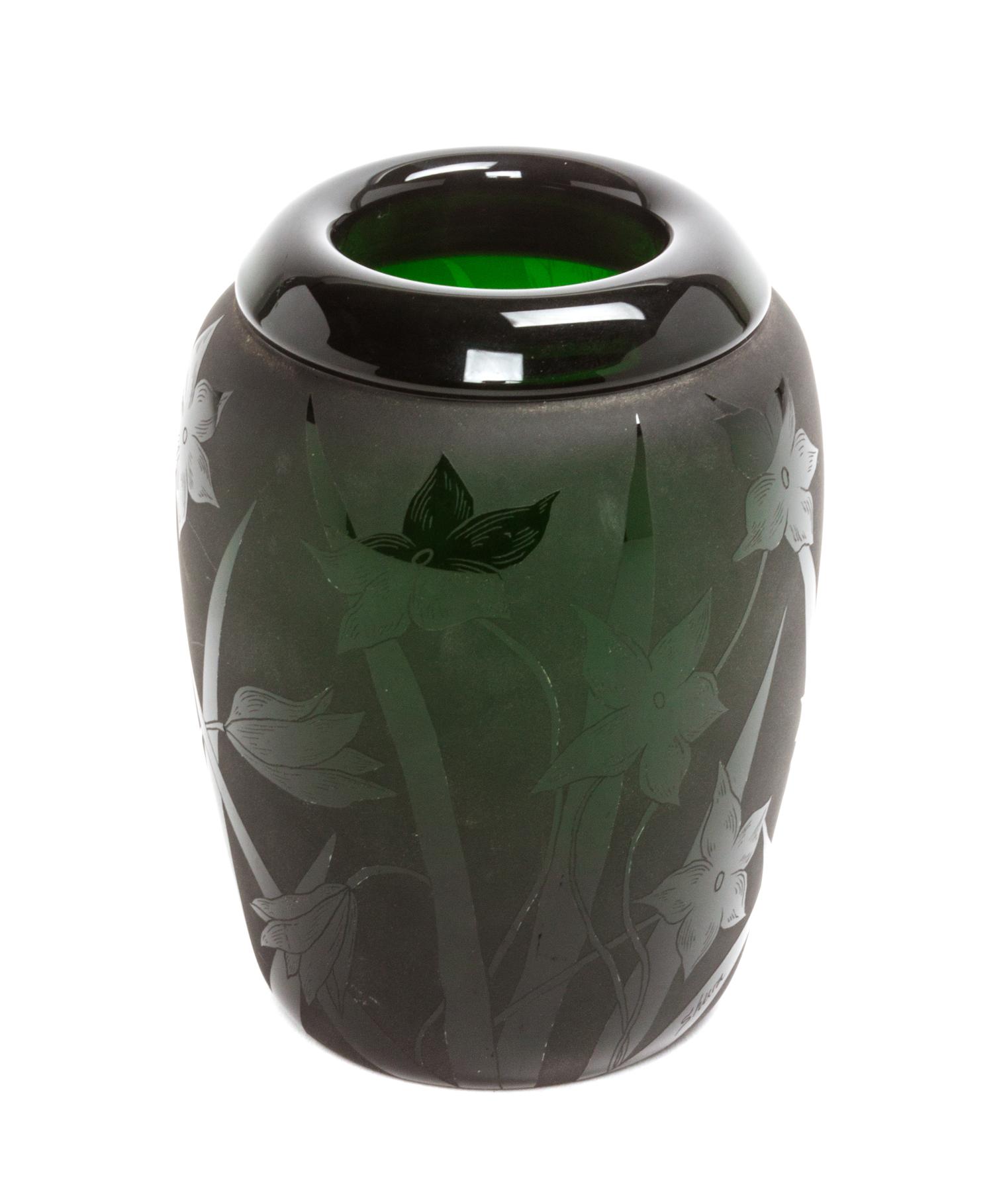An Orient and Flume Studio Glass Vase Height 6 1/2 inches.
