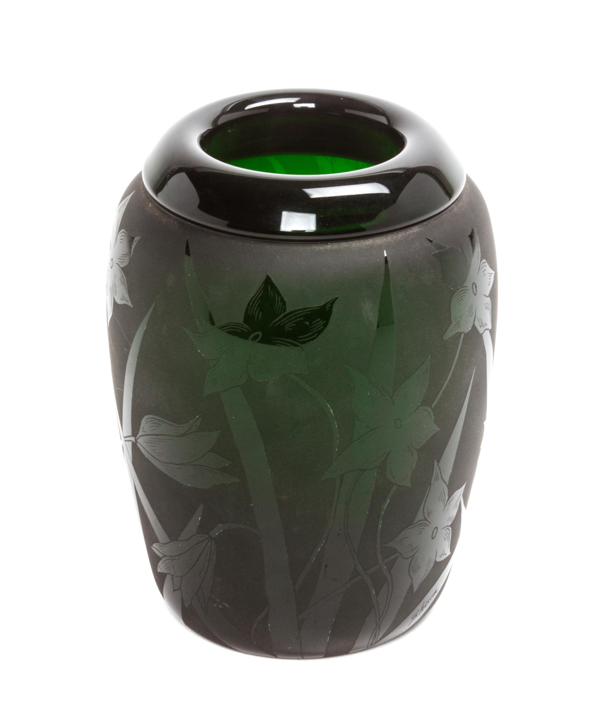 An Orient and Flume Studio Glass Vase Height 6 1/2 inches.