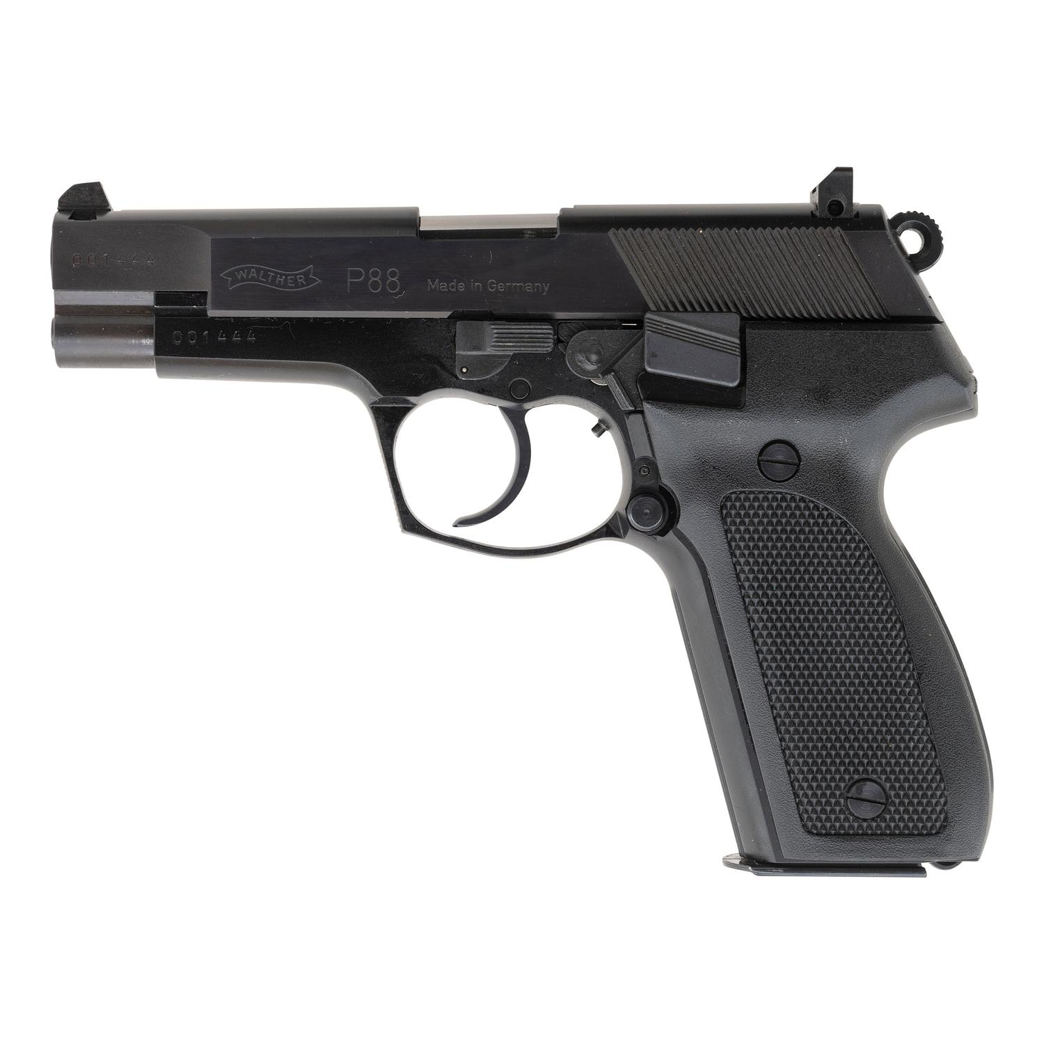 *Walther P88 Pistol - As New In Box with Four Magazines