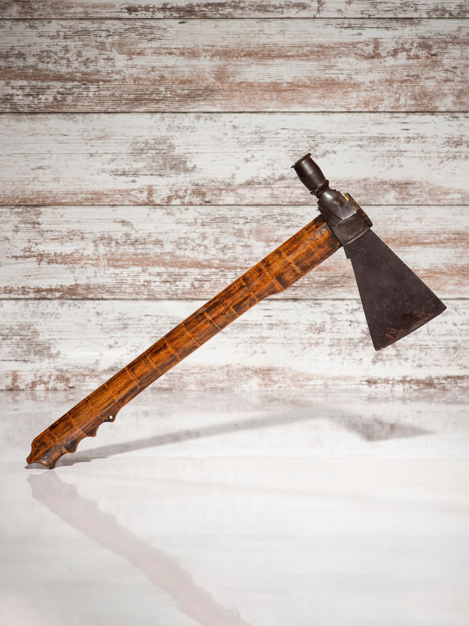 Northern Plains Pipe Tomahawk