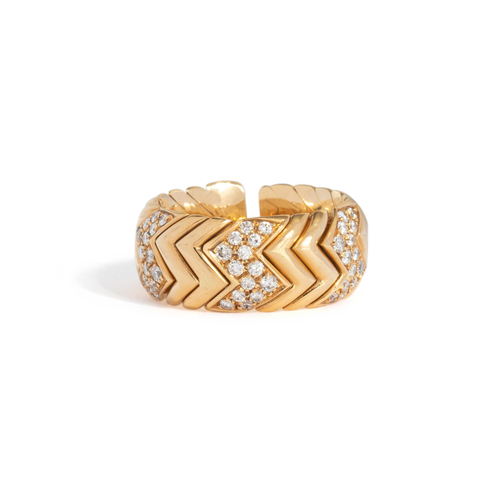 BULGARI, YELLOW GOLD AND DIAMOND 'SPIGA' RING