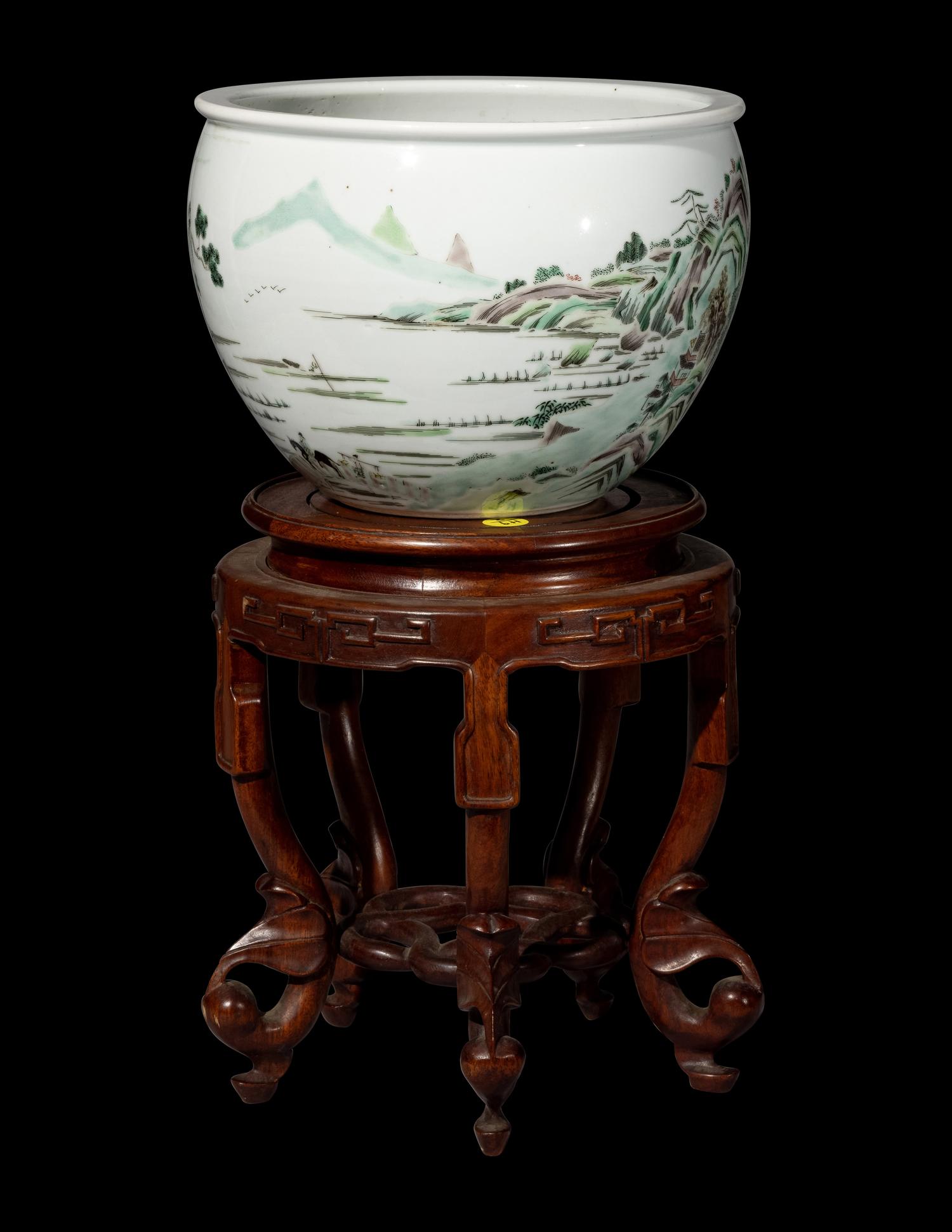 A Chinese Famille Verte Porcelain Scroll Pot