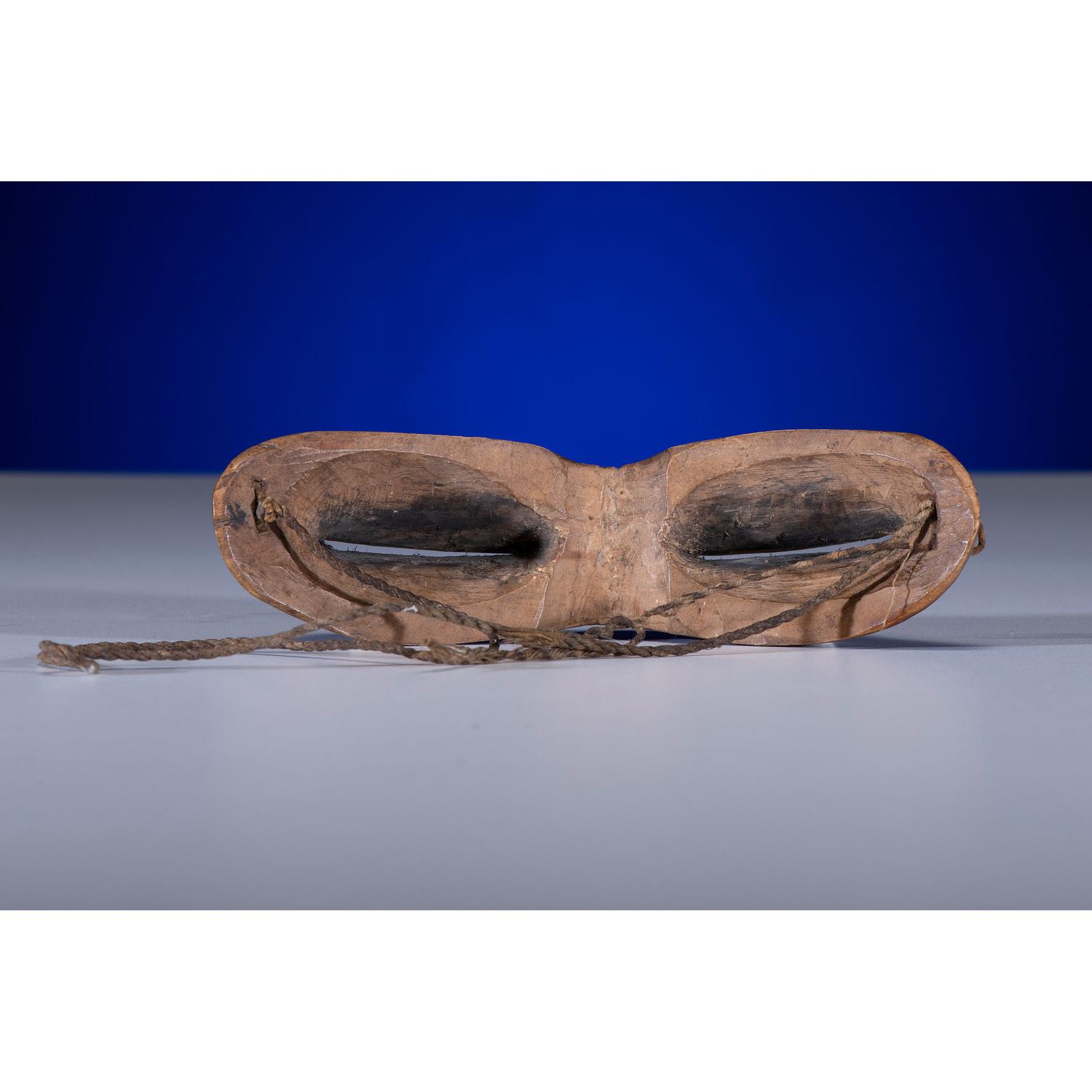 Iñupiat Wood Painted Snow Goggles