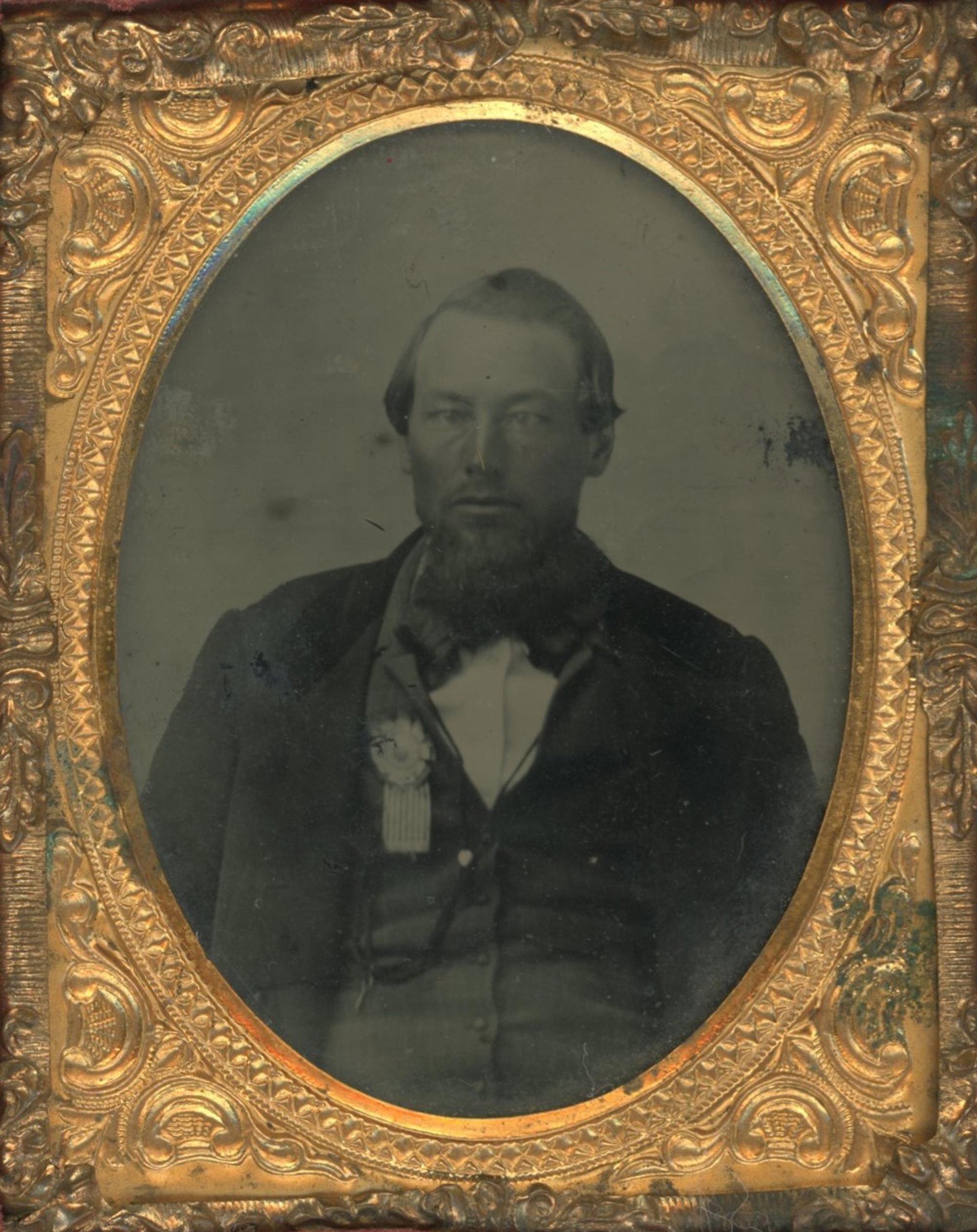 [Ambrotypes and Daguerreotype] Cockades and Ribbons