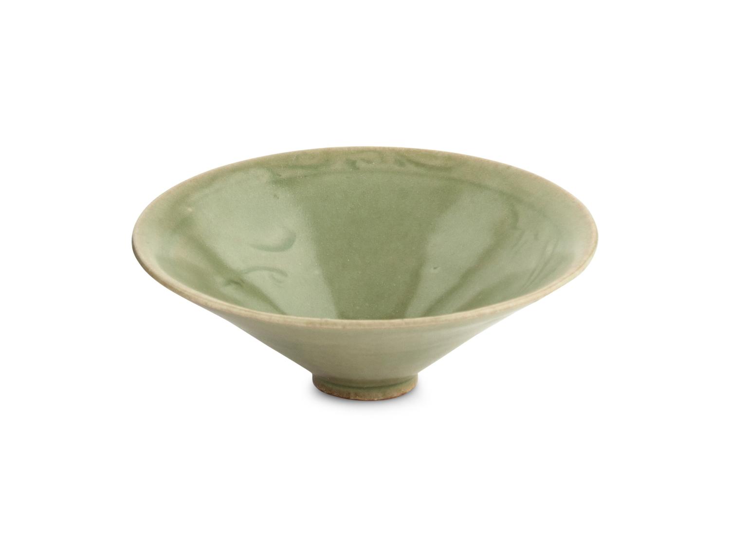 A Chinese Longquan Celadon Glazed Porcelain Conical Bowl