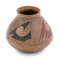 A Mata Ortiz Pottery Vase, Lidia Renteria